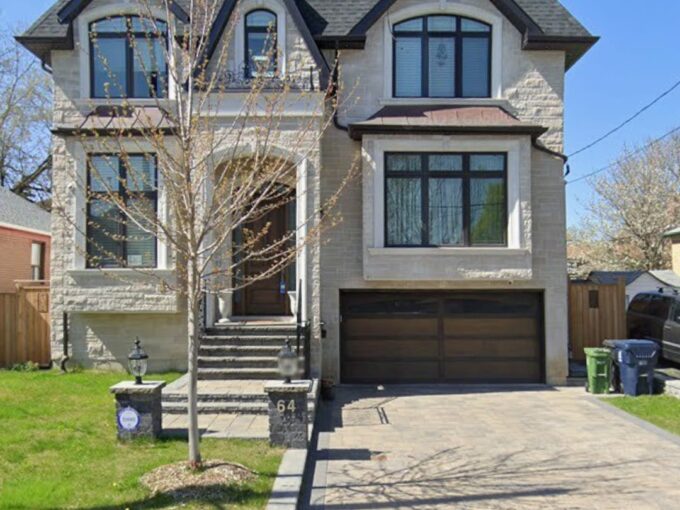 64 Madawska Ave